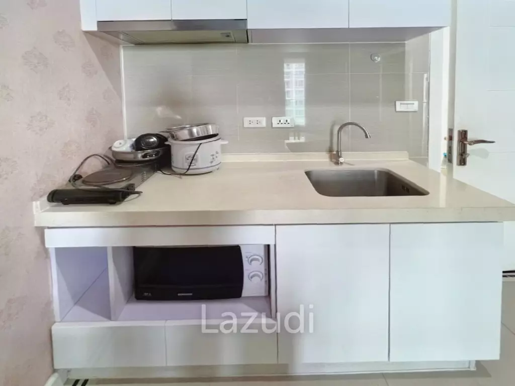 1 bed 1 bath 39 SQ.M T.C. Green Condominium