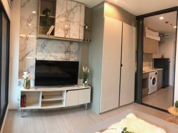 Studio 1 bath 26 SQ.M Life Sukhumvit 62