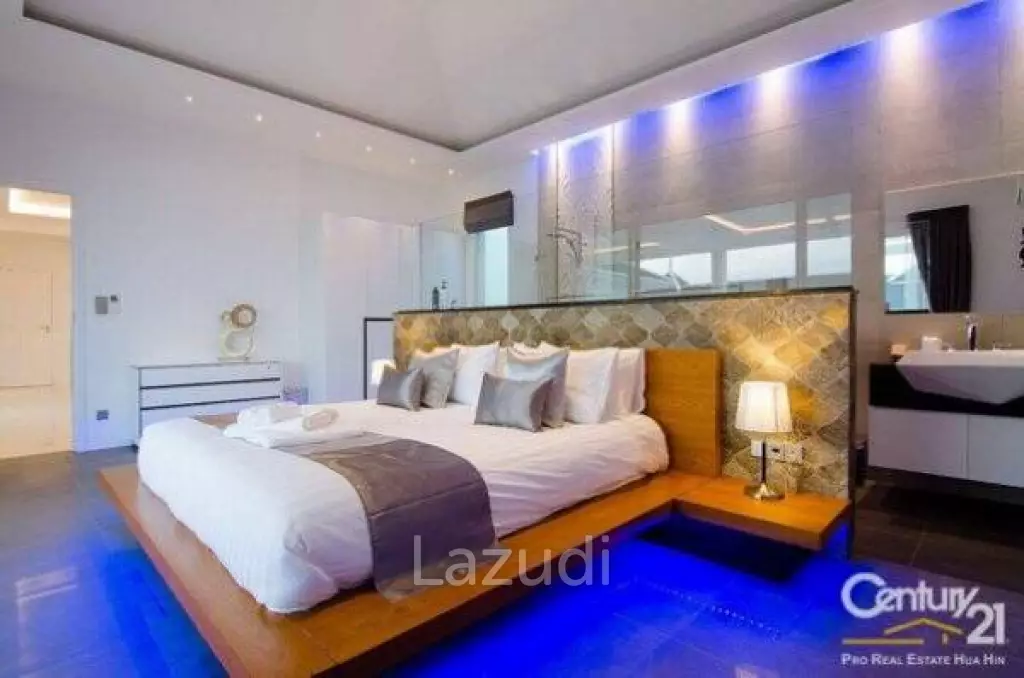 FALCON HILL: Paradise Luxury Villa in Most Exclusive Development