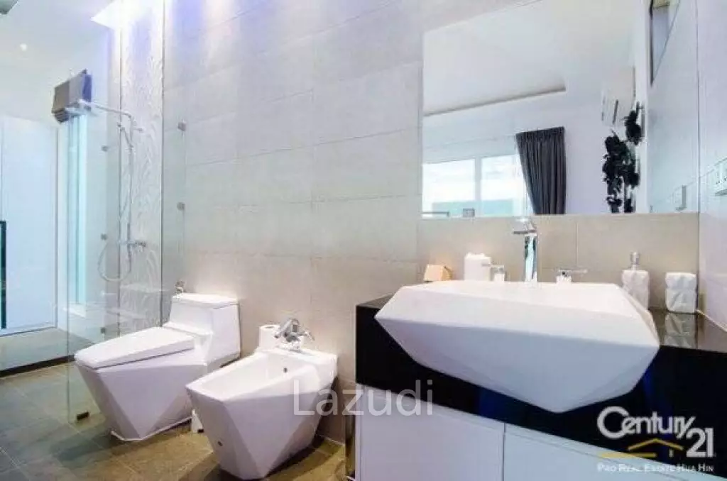 FALCON HILL: Paradise Luxury Villa in Most Exclusive Development