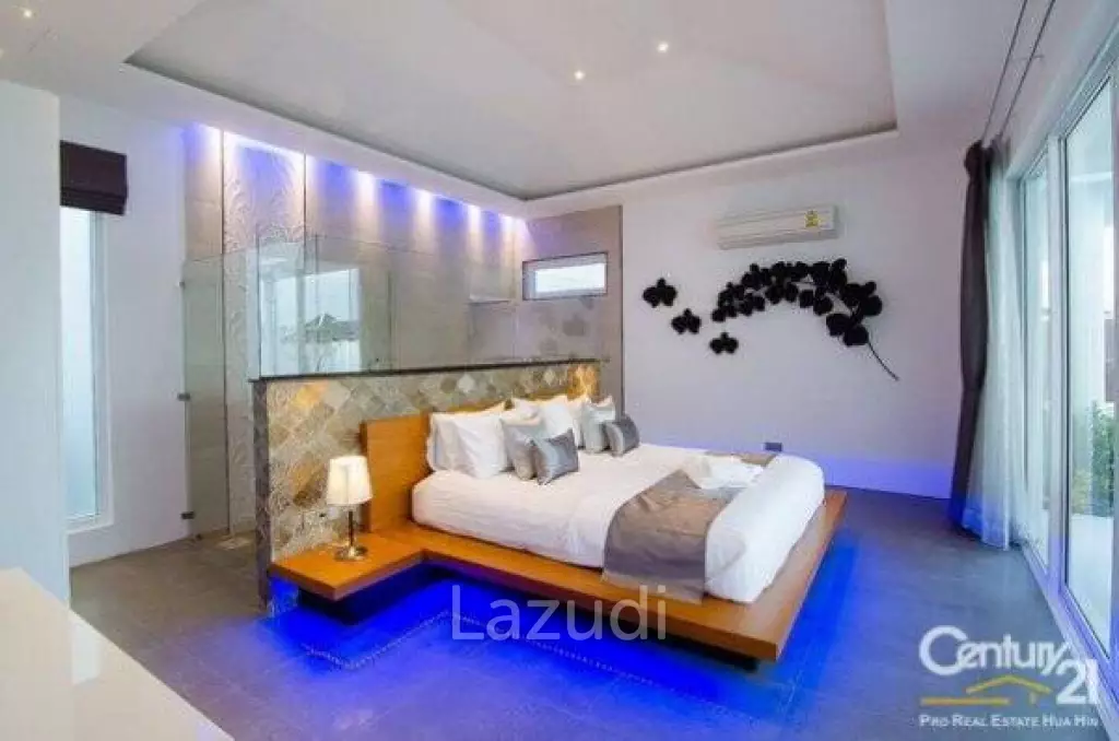 FALCON HILL: Paradise Luxury Villa in Most Exclusive Development