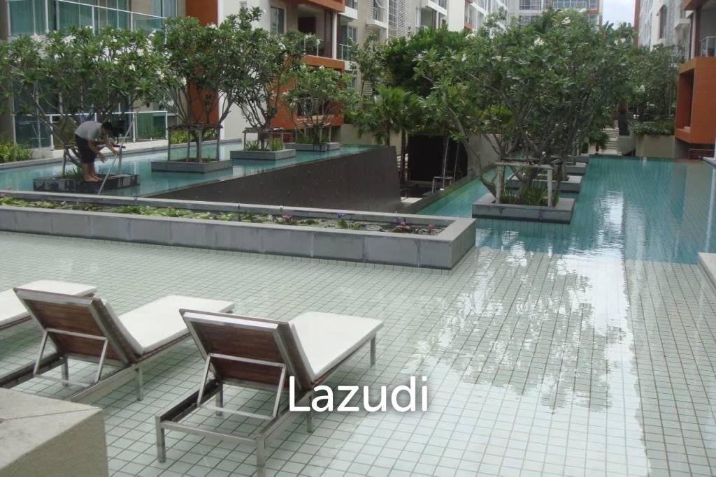 THE BREEZE CONDO : 3 bed near the beach