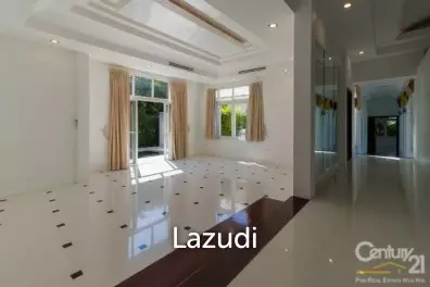 SEA BREEZE VILLAS: Well Constructed Pool Villa