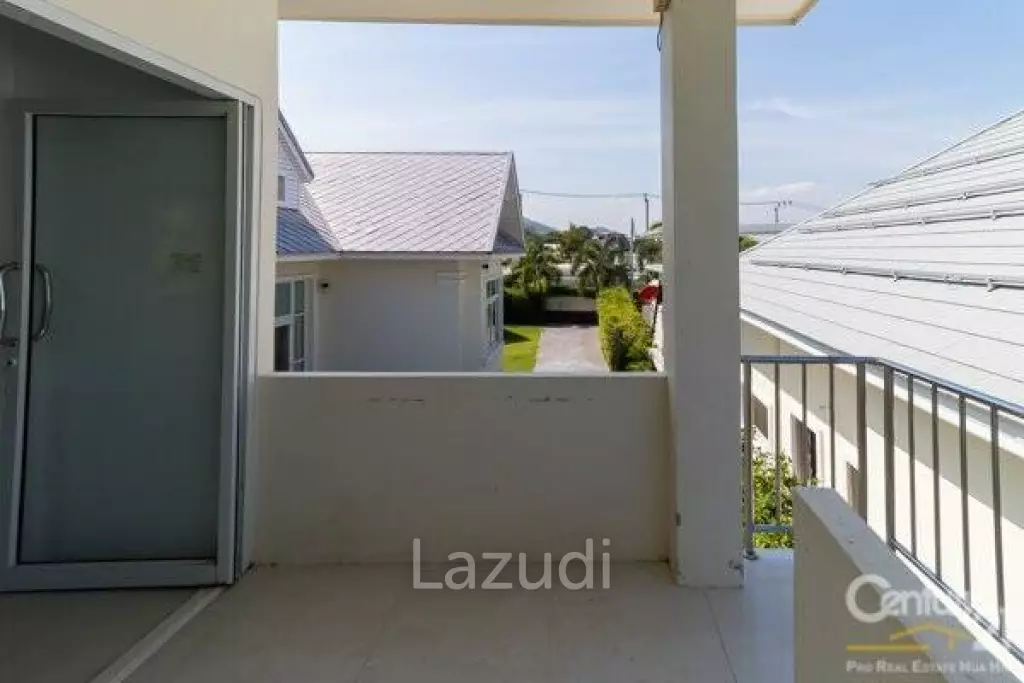 SEA BREEZE VILLAS: Well Constructed Pool Villa