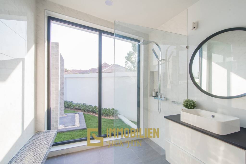 630 metro cuadrado 5 ` 5 Baño Villa de Venta