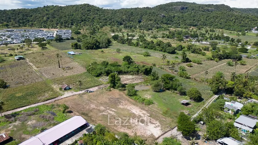 2.67 Rai land for sale in Soi 102