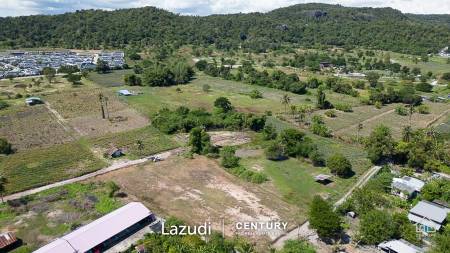 2.67 Rai land for sale in Soi 102