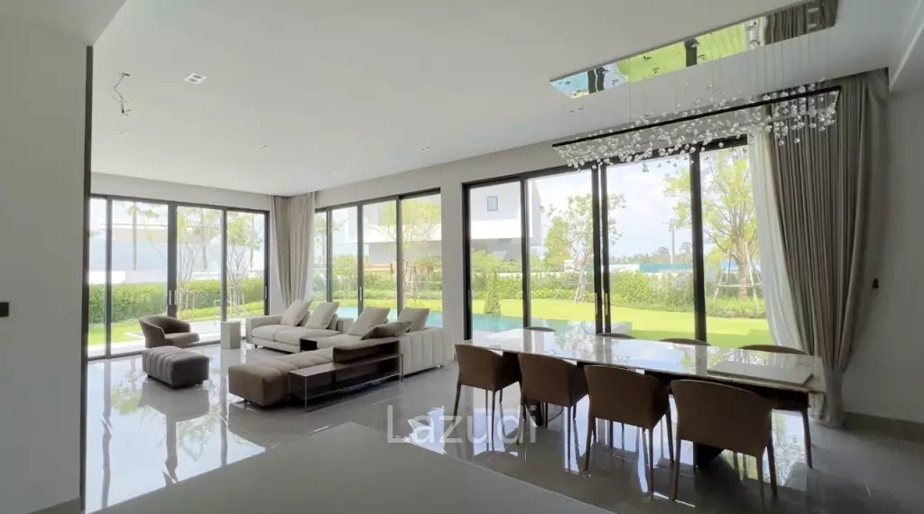 5 Bed 6 Bath 600 SQ.M Glory Village Pattaya