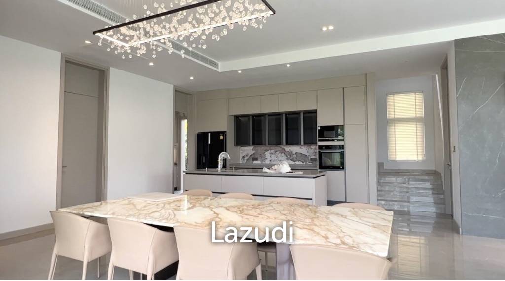 5 Bed 6 Bath 600 SQ.M Glory Village Pattaya