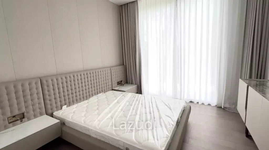 5 Bed 6 Bath 600 SQ.M Glory Village Pattaya