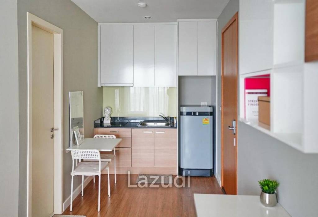 Studio 1 Bath 33.51 SQ.M Circle Condominium
