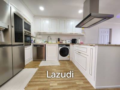 Jomtien Plaza Condotel for Sale