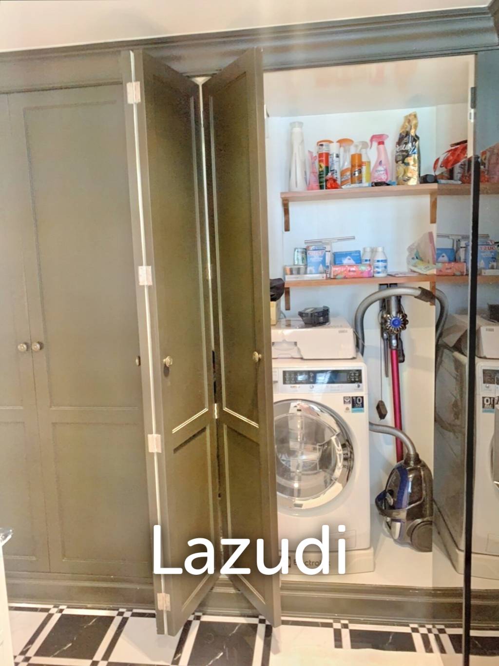3 Bed 3 Bath 157 SQ.M. Baan Chan Condominium