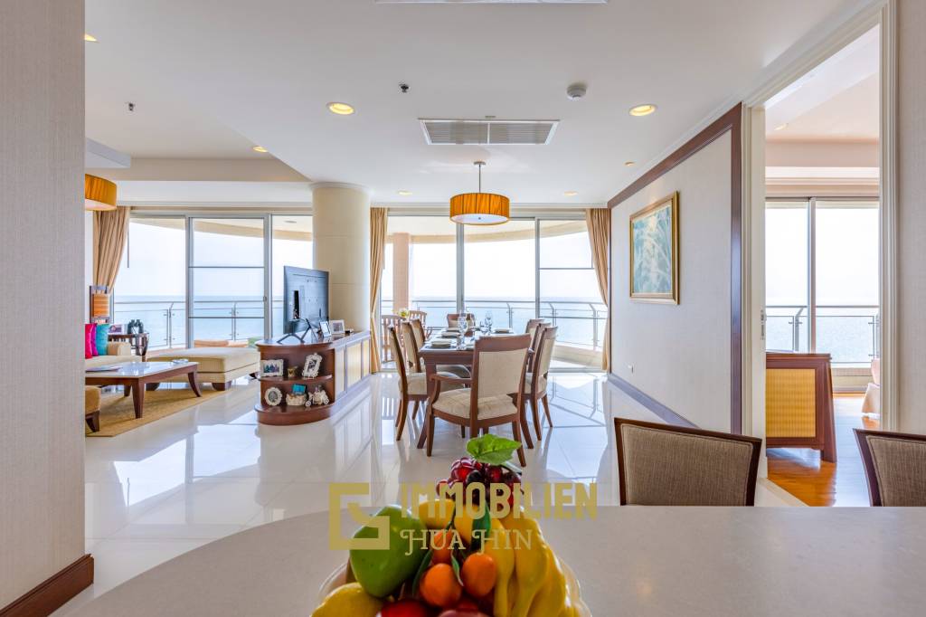 3 Bedrooom With Pool View : Chaam Longbeach For Sale