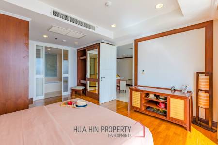3 Bedrooom With Pool View : Chaam Longbeach For Sale