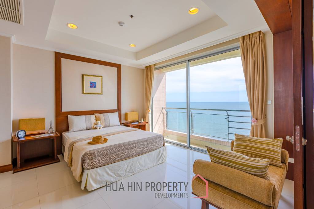 3 Bedrooom With Pool View : Chaam Longbeach For Sale
