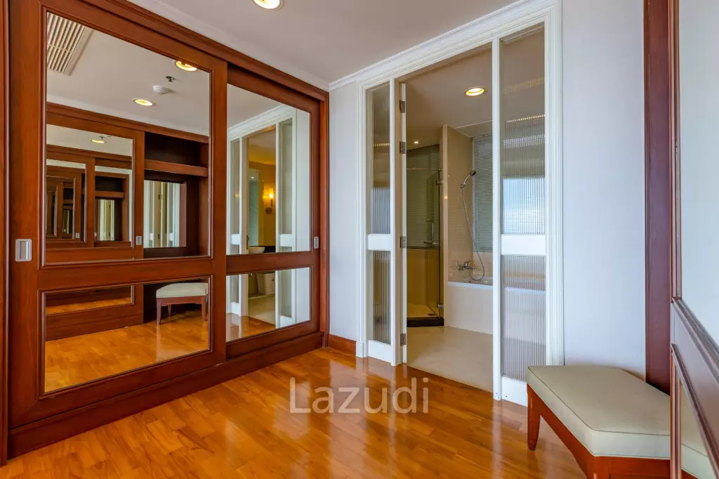 3 Bedrooom With Pool View : Chaam Longbeach For Sale
