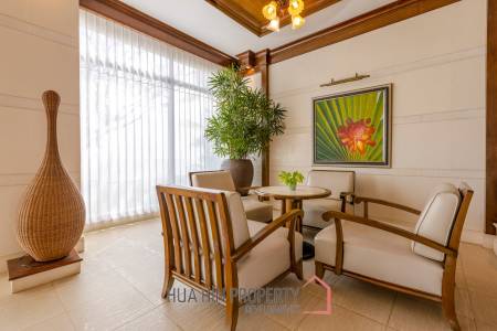 3 Bedrooom With Pool View : Chaam Longbeach For Sale