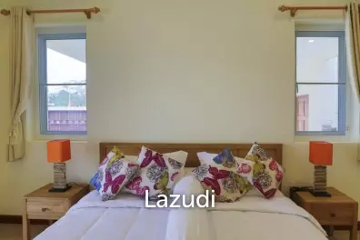 BREEZE HILL   :  3 bed pool villa