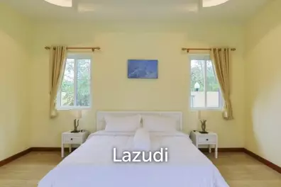 BREEZE HILL   :  3 bed pool villa