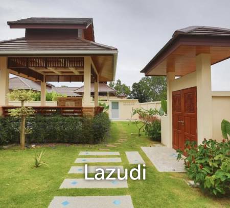 BREEZE HILL   :  3 bed pool villa