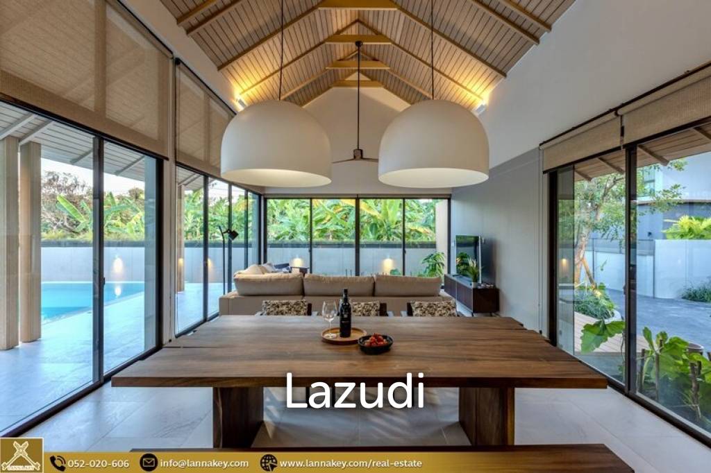 วิลล่า 4 ห้องนอน พร้อมสระว่ายน้ำวิวทะเลสาบและภูเขา