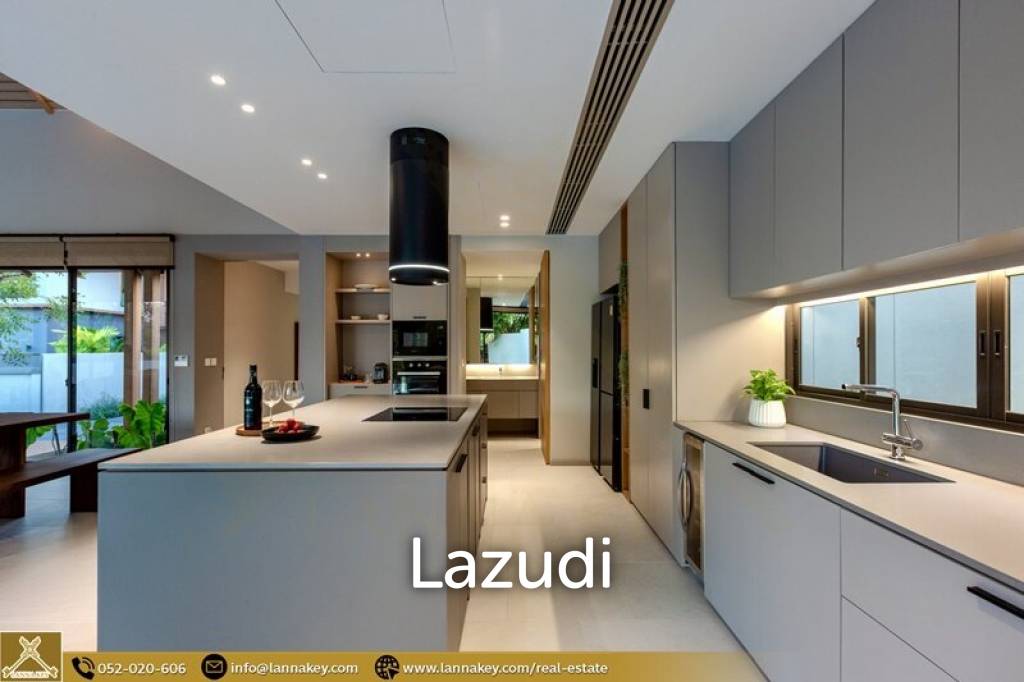 วิลล่า 4 ห้องนอน พร้อมสระว่ายน้ำวิวทะเลสาบและภูเขา