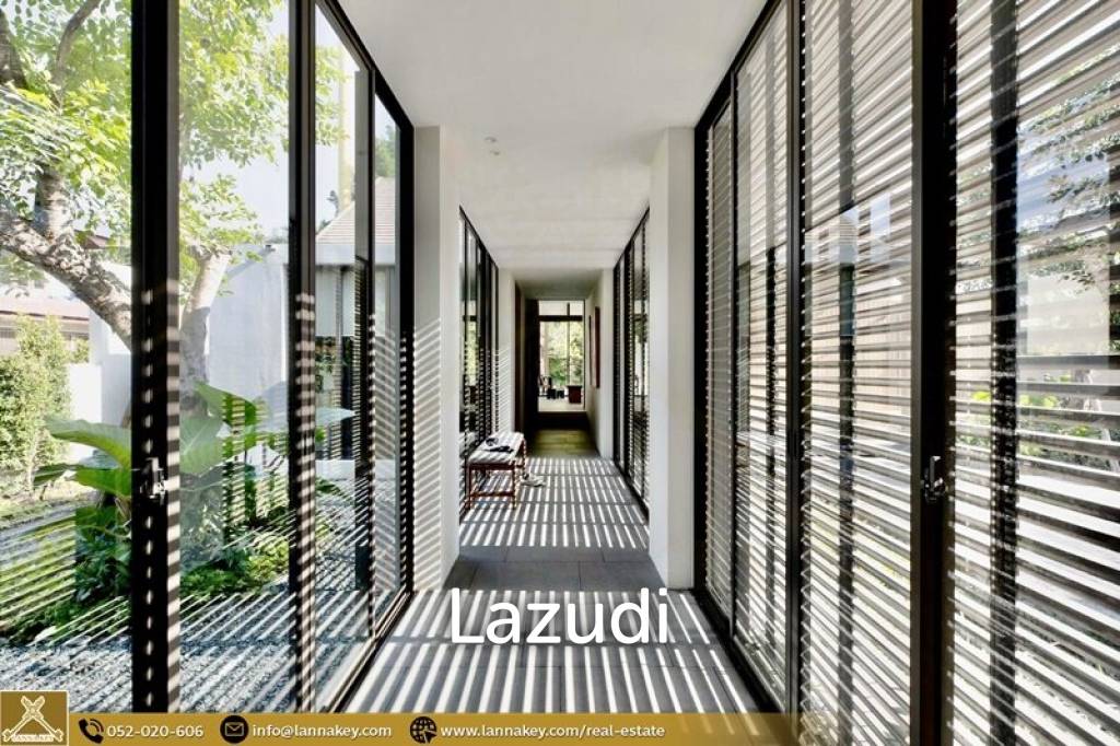 วิลล่า 4 ห้องนอน พร้อมสระว่ายน้ำวิวทะเลสาบและภูเขา