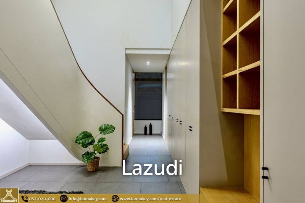 วิลล่า 4 ห้องนอน พร้อมสระว่ายน้ำวิวทะเลสาบและภูเขา