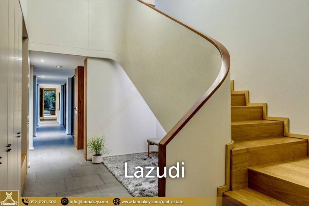 วิลล่า 4 ห้องนอน พร้อมสระว่ายน้ำวิวทะเลสาบและภูเขา