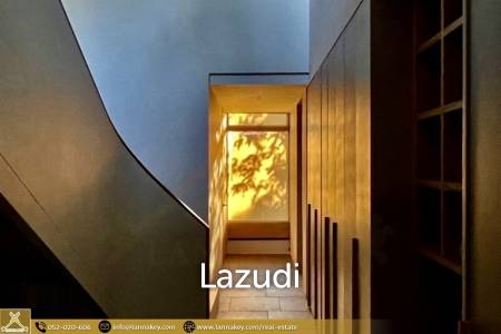 วิลล่า 4 ห้องนอน พร้อมสระว่ายน้ำวิวทะเลสาบและภูเขา