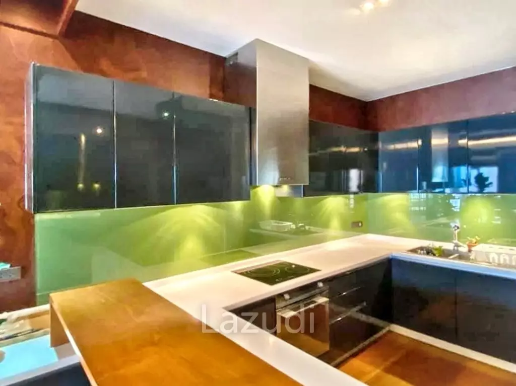 1 Bed 2 Bath 105 SQ.M Sathorn Gardens