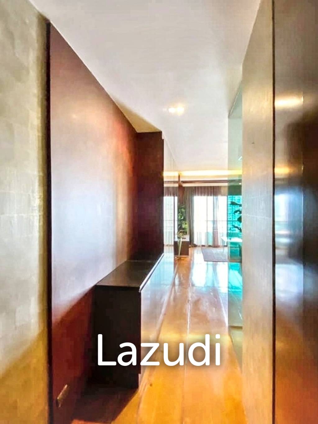 1 Bed 2 Bath 105 SQ.M Sathorn Gardens
