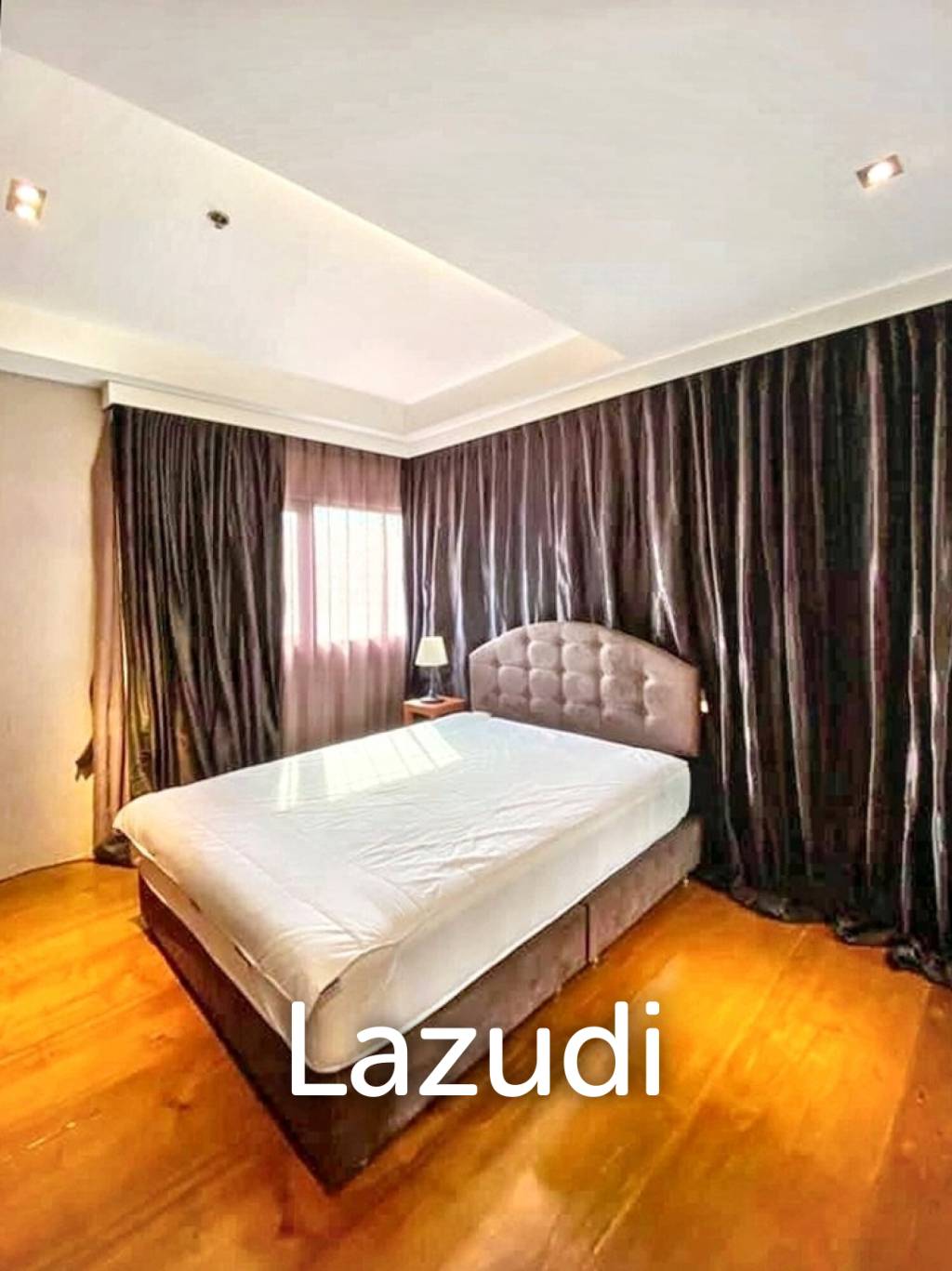 1 Bed 2 Bath 105 SQ.M Sathorn Gardens