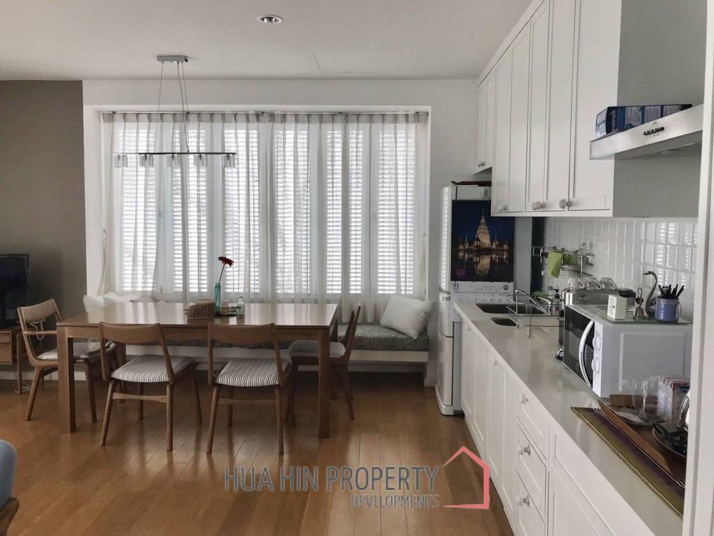 2 Bedroom Pool View : Malibu Condominium