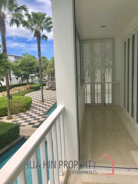 2 Bedroom Pool View : Malibu Condominium