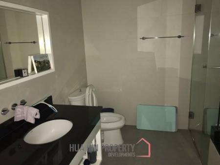 2 Bedroom Pool View : Malibu Condominium