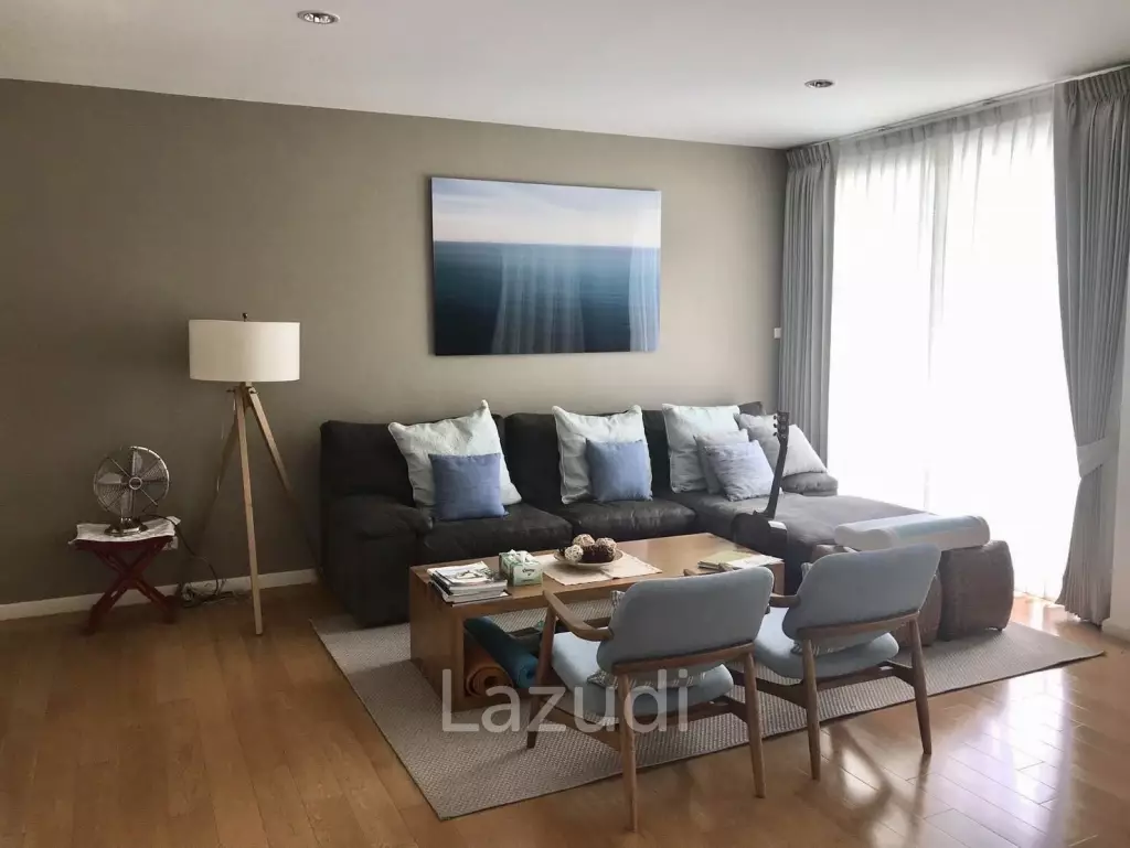 2 Bedroom Pool View : Malibu Condominium