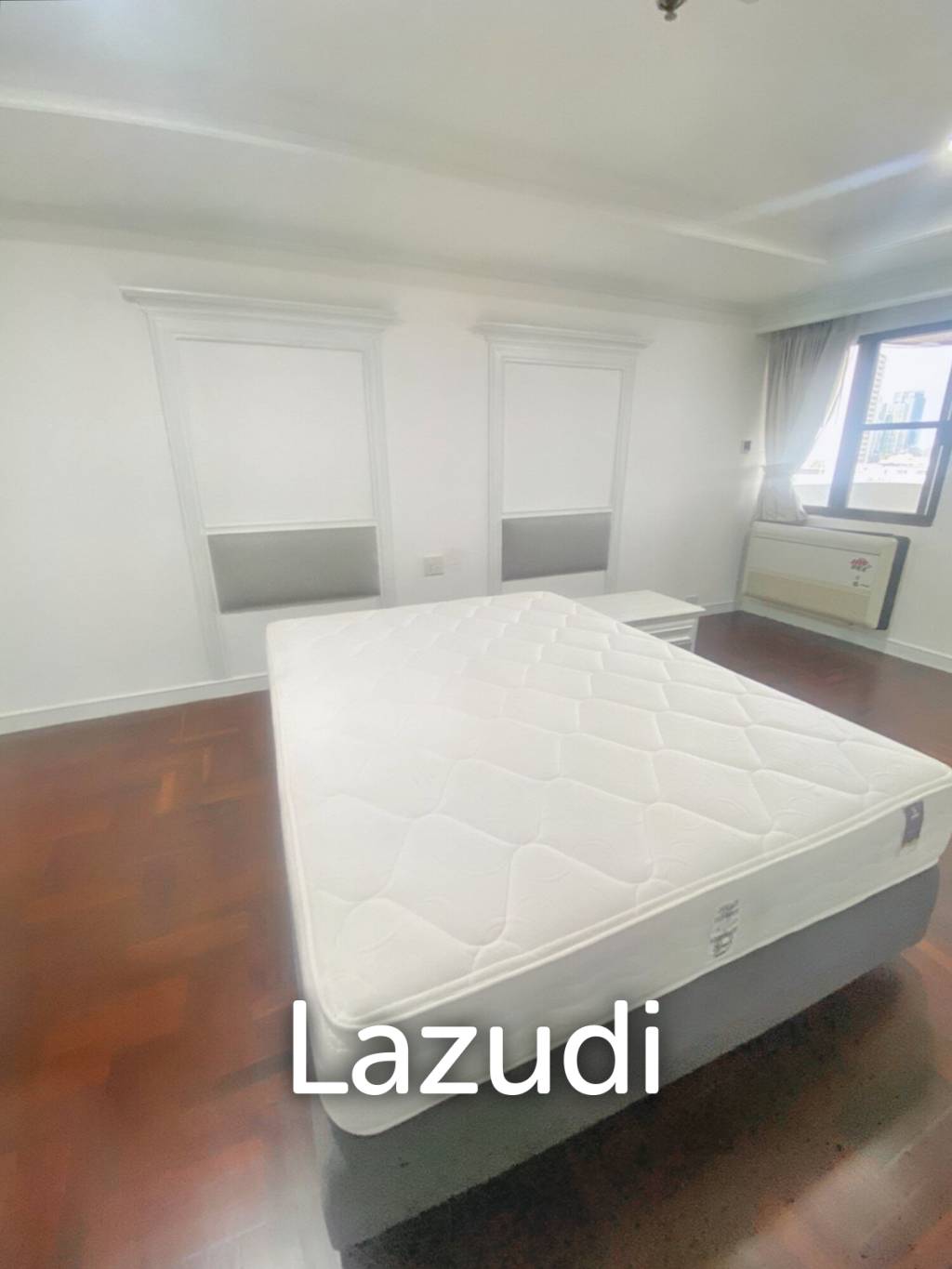 3 Bed 3 Bath 300 SQ.M Sethiwan Mansion