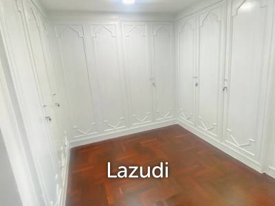 3 Bed 3 Bath 300 SQ.M Sethiwan Mansion