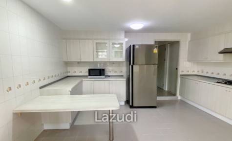 3 Bed 3 Bath 325 SQ.M Sethiwan Mansion