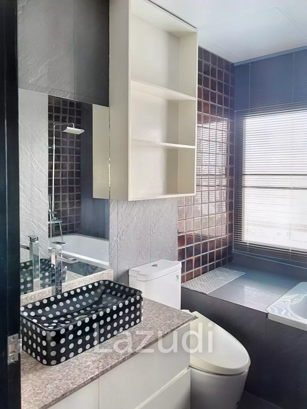 1 Bed 1 Bath 80 SQ.M Charktip Court