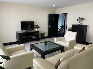 2 Bed 2 Bath 120 SQ.M Charktip Court