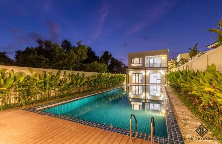 Seven Pool Villas for sale  | Layan Beach