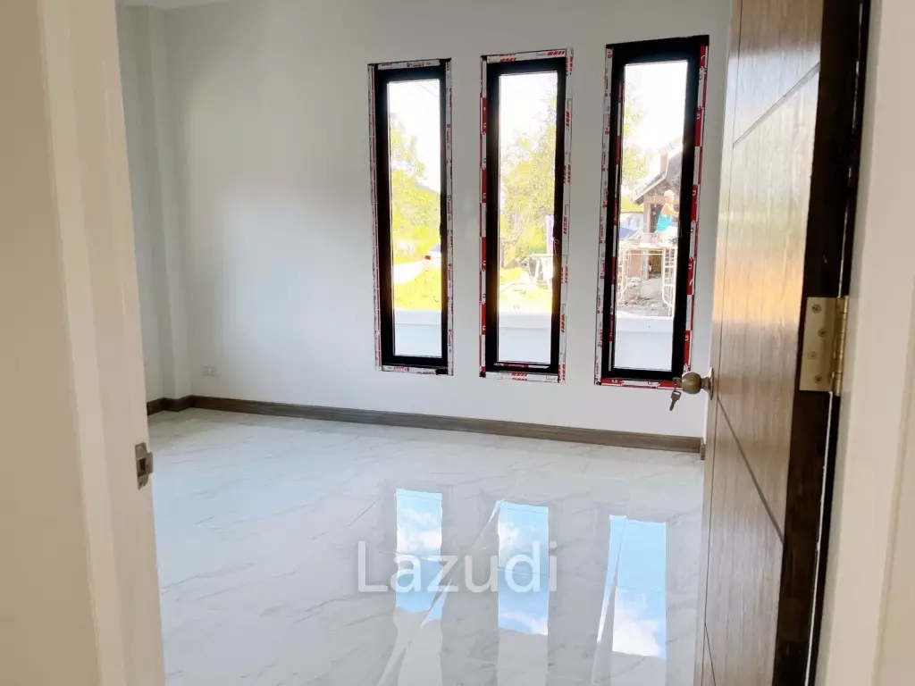 Single-story 3 bedrooms house for sale
