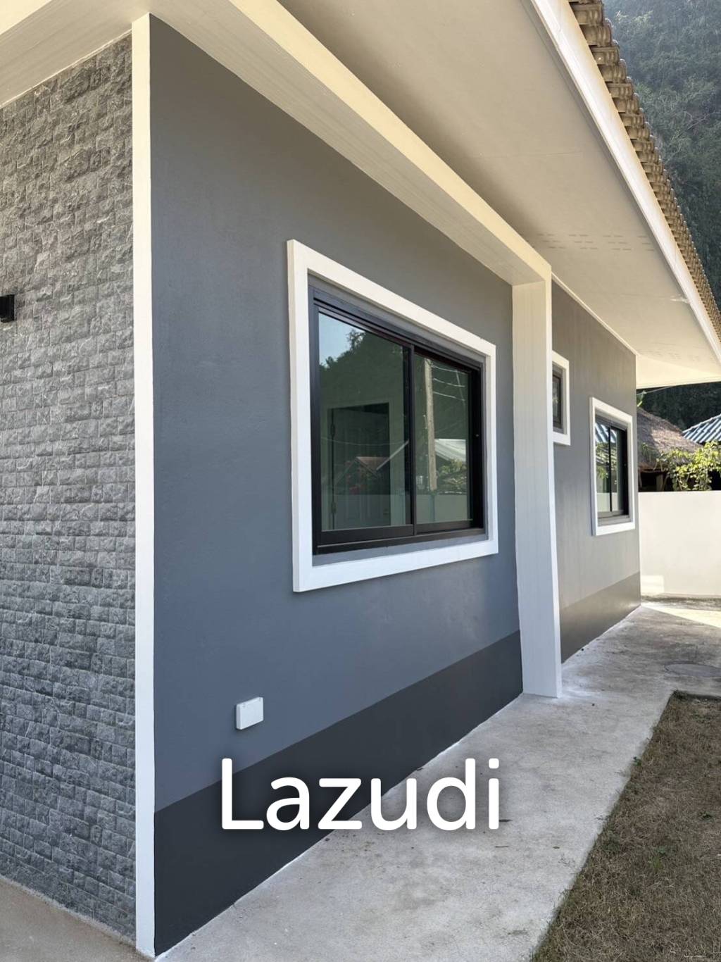 Single-story 3 bedrooms house for sale
