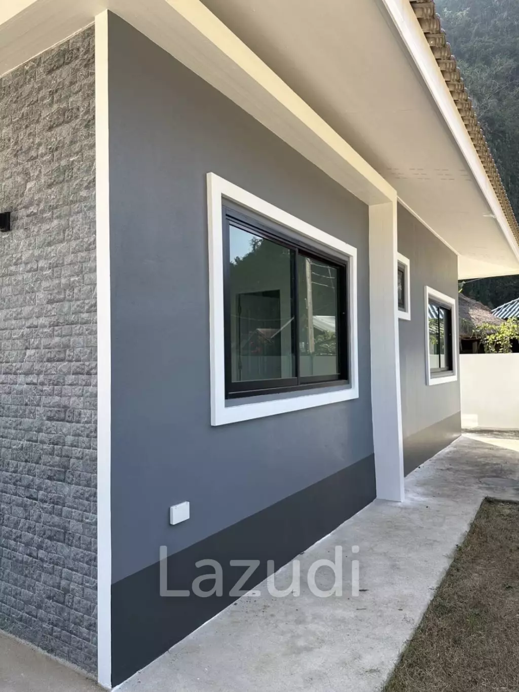 Single-story 3 bedrooms house for sale