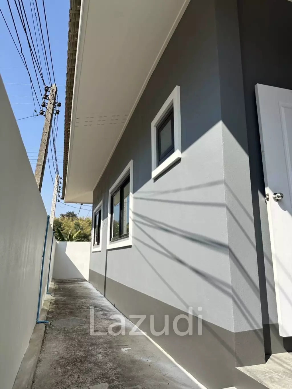 Single-story 3 bedrooms house for sale