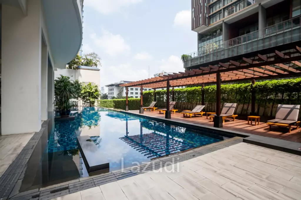 1 Bed 1 Bath 67 SQ.M The Rajdamri Condominium