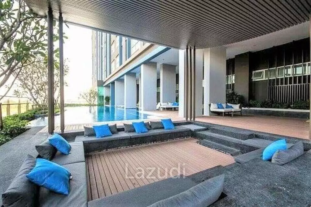 Penthouse 3 Bed Condo with Sea View